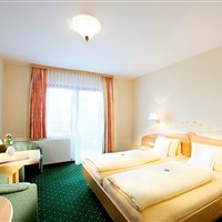 Hotel Waldfrieden (S) - ckmarcopolo.cz