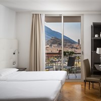 Hotel Continental - ckmarcopolo.cz