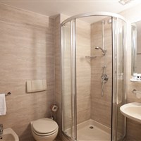 Hotel Continental - ckmarcopolo.cz