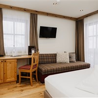 Hotel Dorfer (S) - ckmarcopolo.cz