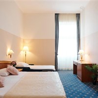 Hotel Lovran - ckmarcopolo.cz