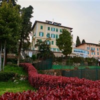 Hotel Lovran - ckmarcopolo.cz