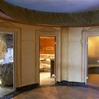Hotel Auhof (S) - ckmarcopolo.cz
