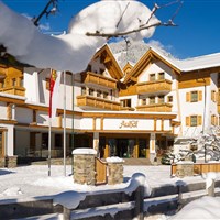 Hotel Auhof (W) - ckmarcopolo.cz