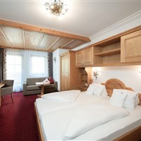 Hotel Auhof (S) - ckmarcopolo.cz