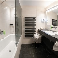 Hotel Auhof (S) - ckmarcopolo.cz