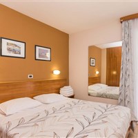 Apartmány Stella Plava Laguna - ckmarcopolo.cz