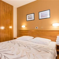 Apartmány Stella Plava Laguna - ckmarcopolo.cz