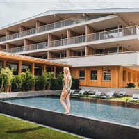 Hotel Sensoria Dolomites - ckmarcopolo.cz