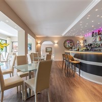 Hotel La Gardenia & Villa Oleandra - ckmarcopolo.cz