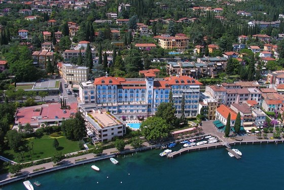 Marco Polo - Hotel Savoy Palace - 