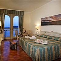 Hotel Savoy Palace - ckmarcopolo.cz