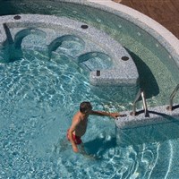 Hotel Bisesti - ckmarcopolo.cz