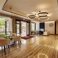 Hotel Bisesti - ckmarcopolo.cz