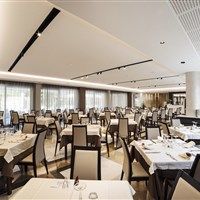 Hotel Bisesti - ckmarcopolo.cz