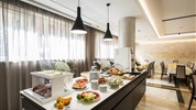 Hotel Bisesti ***+