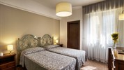 Hotel Bisesti ***+
