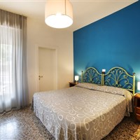 Hotel Bisesti - ckmarcopolo.cz