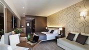 Hotel Bisesti ***+