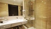 Hotel Bisesti ***+