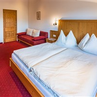 Hotel Schmittenhof (W) - ckmarcopolo.cz