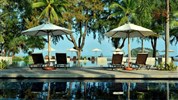 Tanjung Rhu Resort - Hotelový bazén