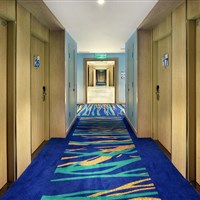 Holiday Inn Express Kuala Lumpur City Centre - Hotelová chodba - ckmarcopolo.cz