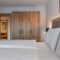 Hotel a apartmány Taxacher (S) - ckmarcopolo.cz