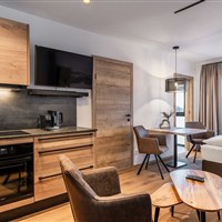 Hotel a apartmány Taxacher (S) - ckmarcopolo.cz