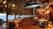 Paradis Beachcomber Golf Resort & Spa