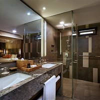 The Taaras Beach & Spa Resort - Ocean Front Suite - ckmarcopolo.cz