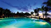 Paradis Beachcomber Golf Resort & Spa