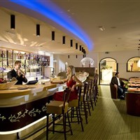 Hotel Leonhard (S) - ckmarcopolo.cz