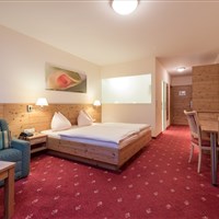 Hotel Leonhard (S) - ckmarcopolo.cz