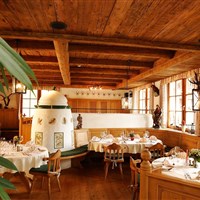 Hotel Leonhard (S) - ckmarcopolo.cz