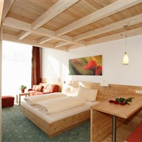 Hotel Leonhard (S) - ckmarcopolo.cz