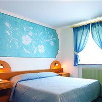Hotel Milano Vermiglio - ckmarcopolo.cz