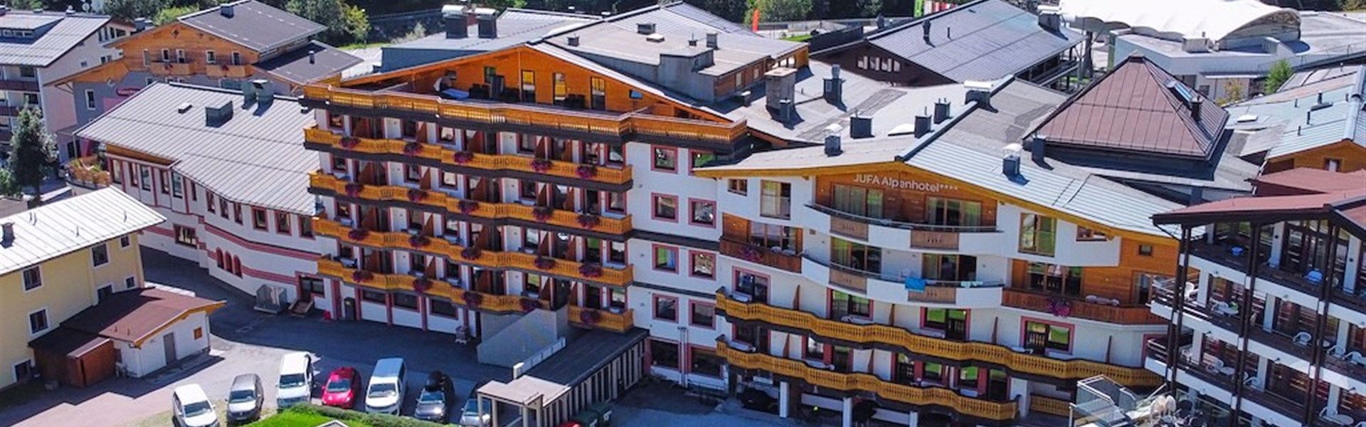 Marco Polo - Hotel Jufa Alpenhotel Saalbach (S) - 