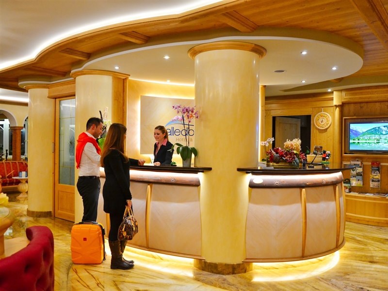 Hotel Alle Dolomiti ****
