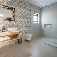 Waterfalls Lodge Vic Falls - Zimbabwe_Viktoriiny vodopády_Waterfalls Lodge - ckmarcopolo.cz