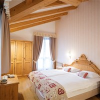Hotel Arcangelo - ckmarcopolo.cz