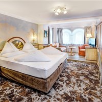 Boutiquehotel Bauer (W) - ckmarcopolo.cz