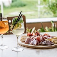 Hotel Job - Garden & Spa - ckmarcopolo.cz