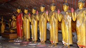 Poznejte elegantní Srí Lanku a odpočiňte si na Maledivách - Sri Lanka_Polonnaruwa_lezici Buddha