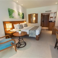 Woodlands Resort Pattaya 4*plus - Thajsko_Pattaya_Woodlands_interiér pokoje Superior - ckmarcopolo.cz