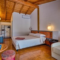 Hotel Leonardo da Vinci - ckmarcopolo.cz