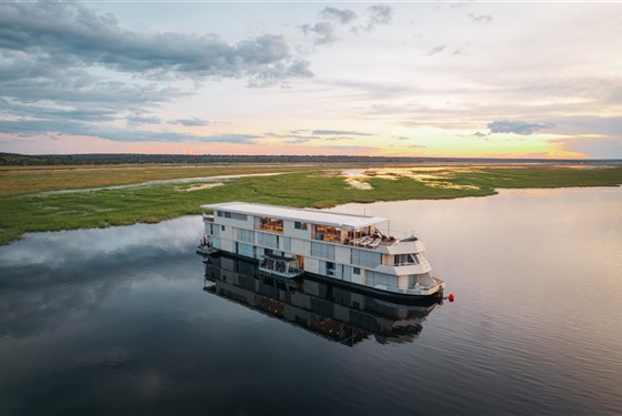 Marco Polo - Zambezi Queen loď na řece Zambezi - Bostwana_Chobe_Zambezi Queen