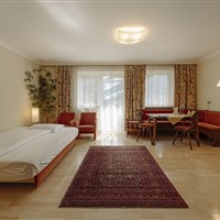Dorfhotel Kaltenhauser (W) - ckmarcopolo.cz
