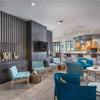 Catalonia Royal La Romana - Adults only - Catalonia-Royal-La-Romana-Adults-Only-5-lobby-restaurant-bar-2 - ckmarcopolo.cz