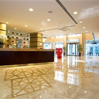 Ramada by Wyndham Istanbul Taksim - Ramada-by-Wyndham-Istanbul-Taksim-lobby-1.jpg - ckmarcopolo.cz